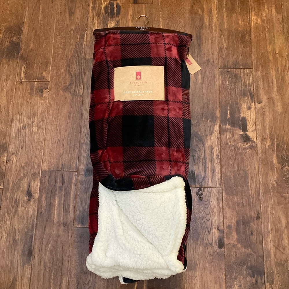 Plush and Sherpa Throw Blanket Plaid NEW
